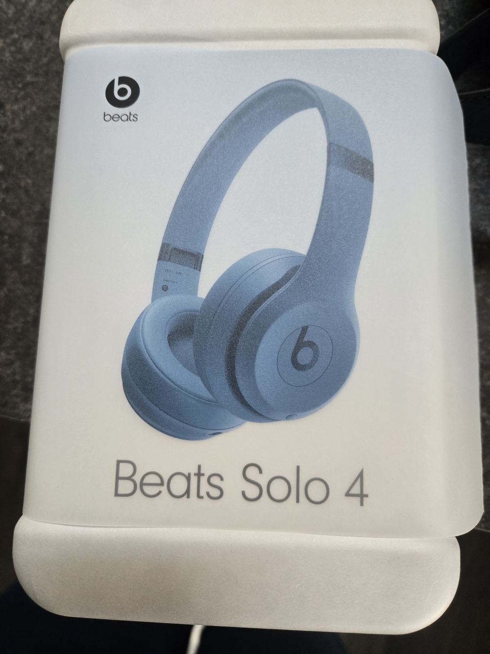 Beats Solo 4 Wireless Headphones — Blue